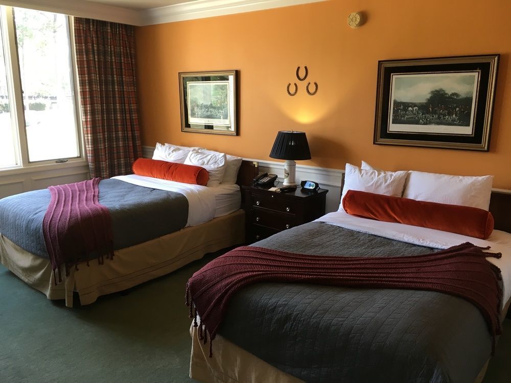 The Inn At Houndslake Aiken Exterior photo